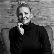 Psychologie und Sozialwissenschafts -Tutor der Kinder in allen Altersgruppen unterrichtet.